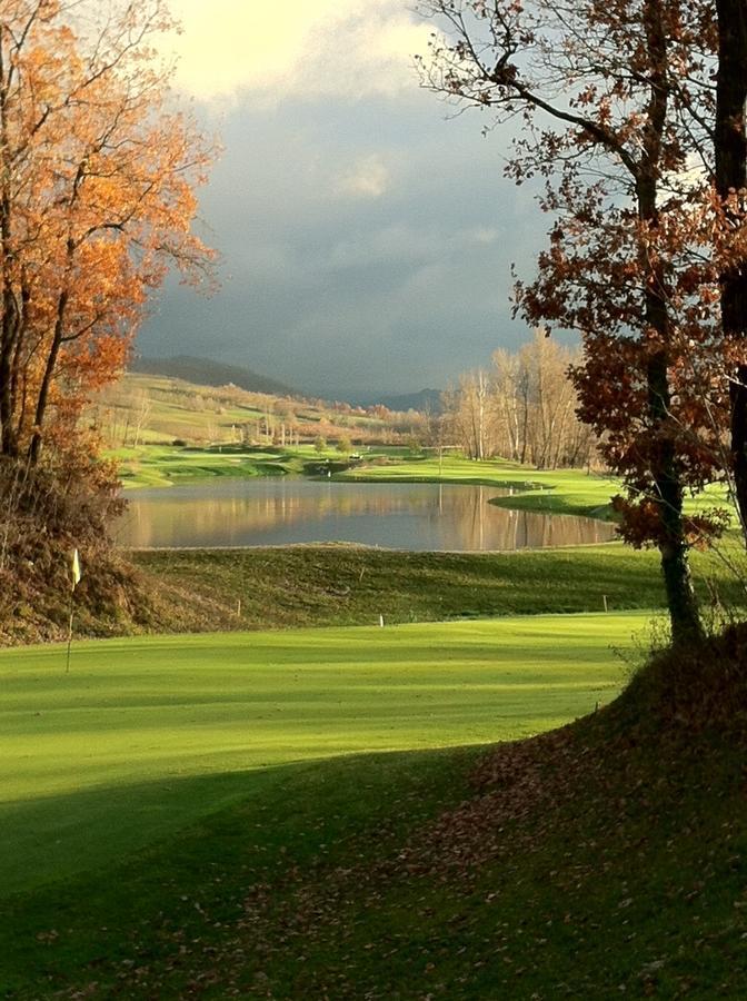 מלון Momperone Golf Valcurone מראה חיצוני תמונה