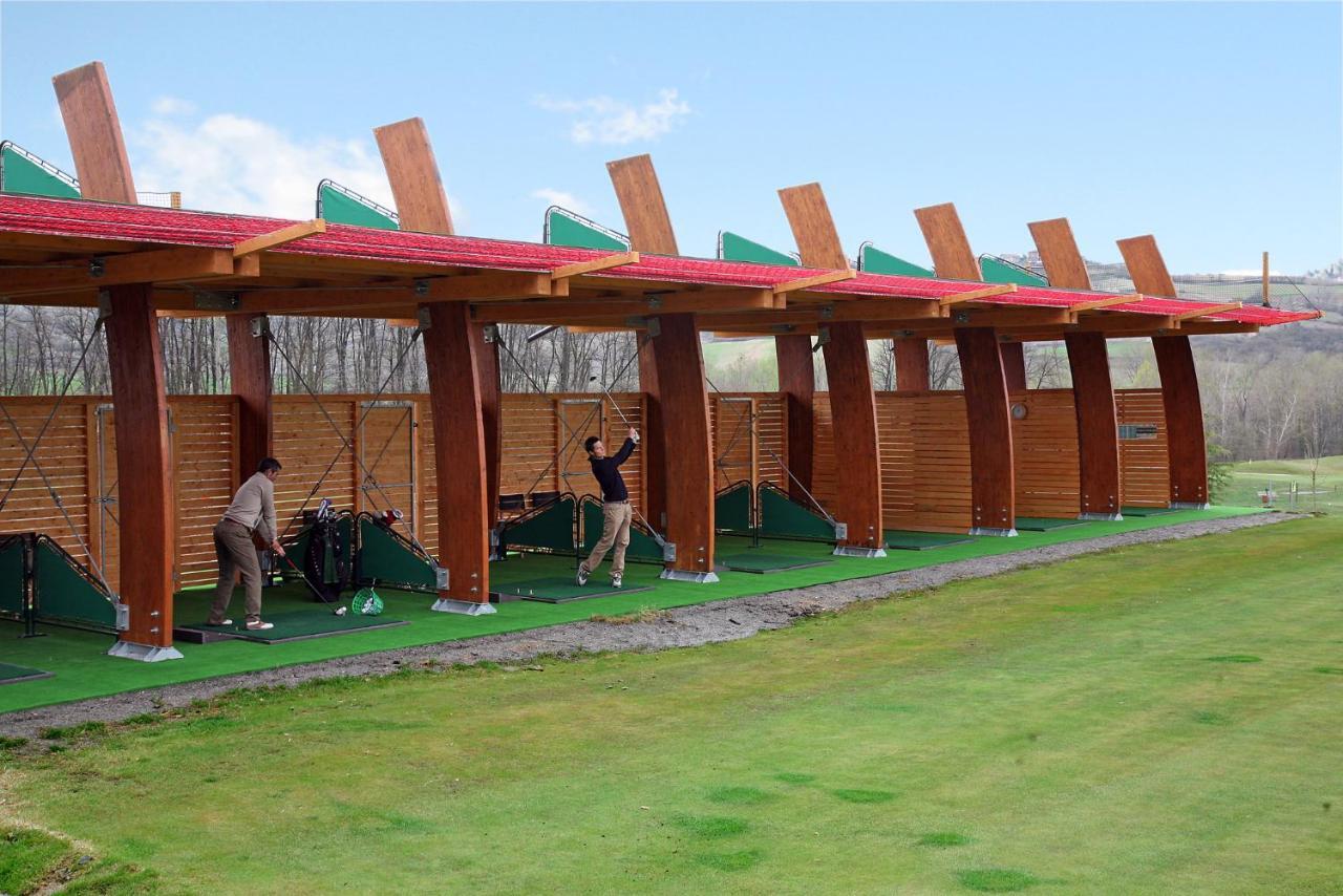 מלון Momperone Golf Valcurone מראה חיצוני תמונה